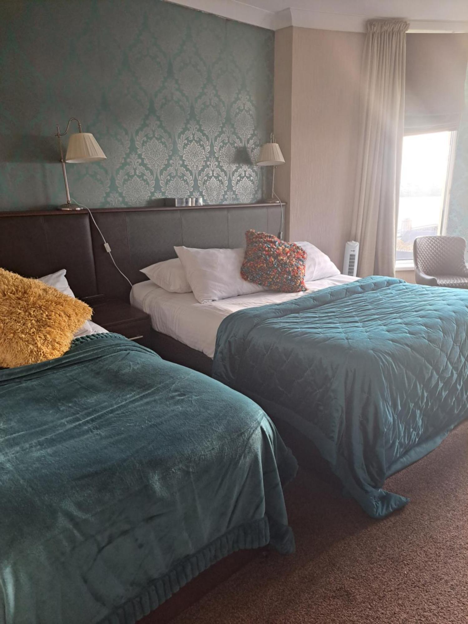 Avarest House Bb Adults Only Portrush Exteriér fotografie